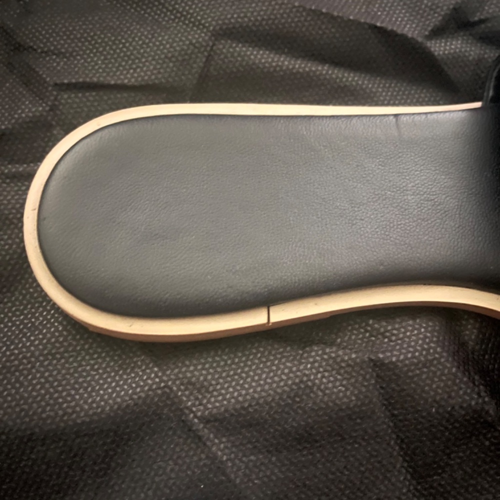 Valentino Slides - Picture 2 of 5